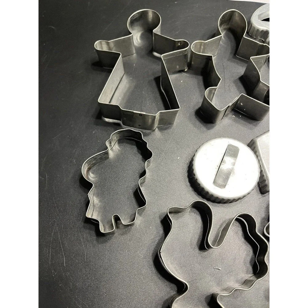 Lot of 15 Vintage Metal Cookie Cutter